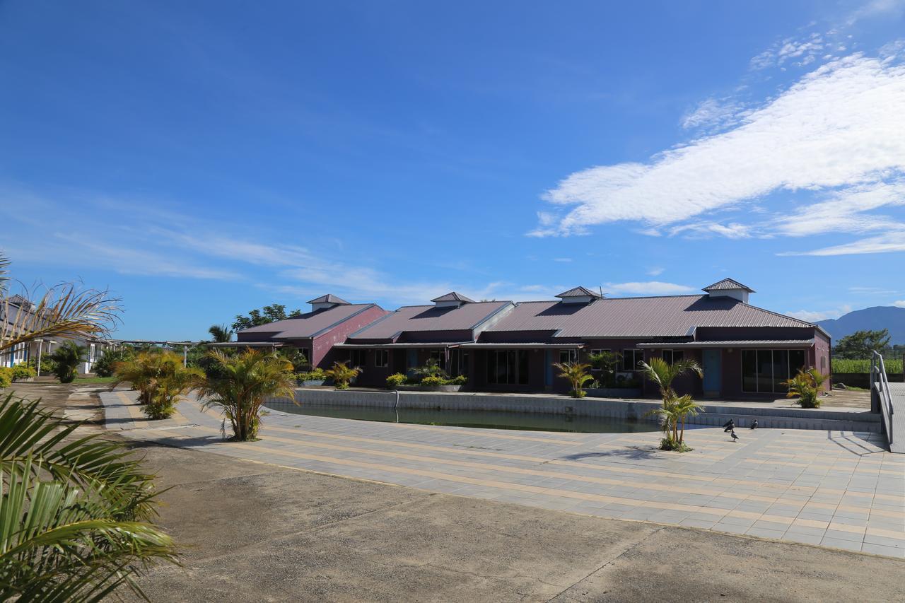 Funworld Plaza Hotel Nadi Buitenkant foto