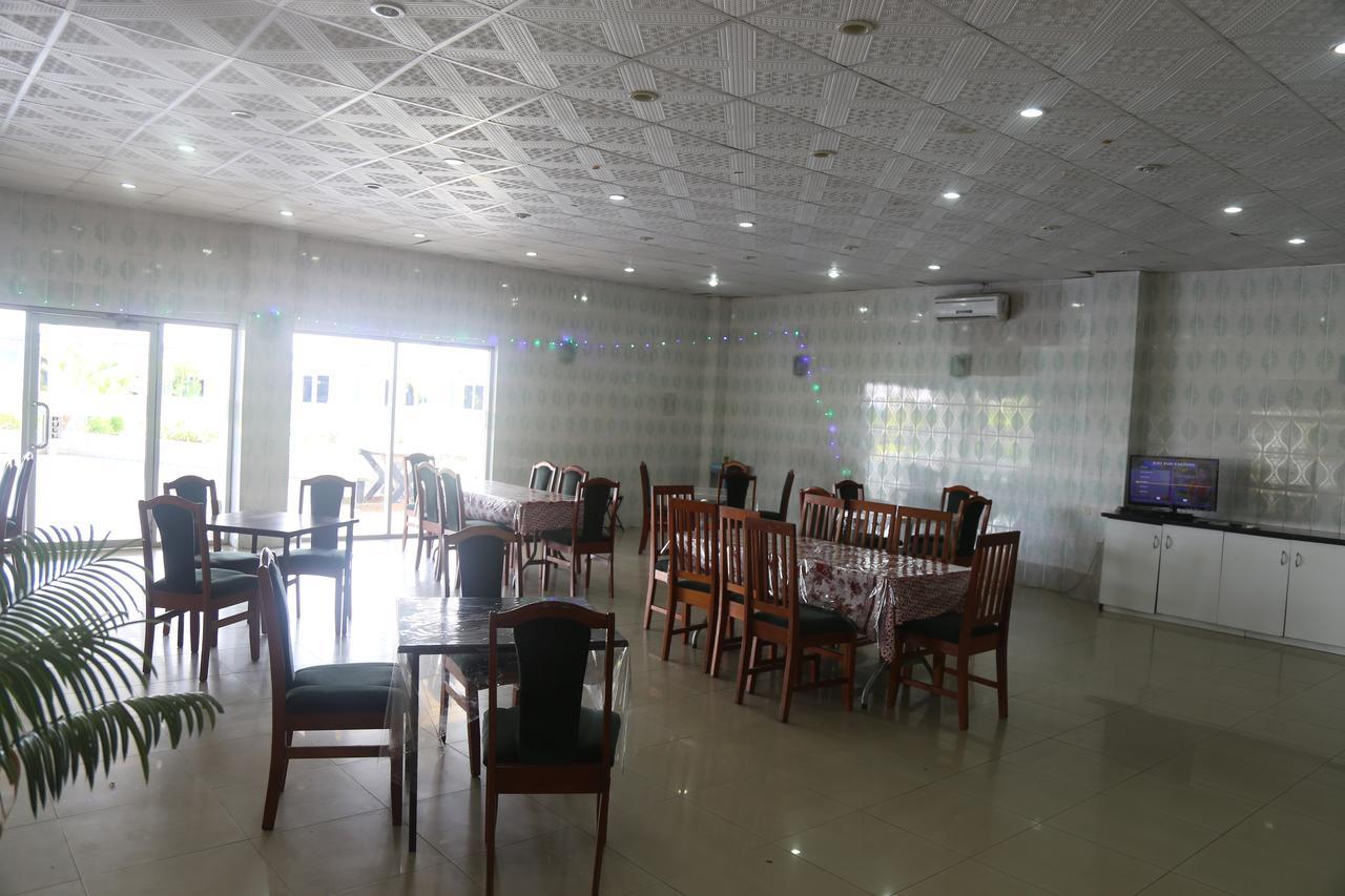 Funworld Plaza Hotel Nadi Buitenkant foto